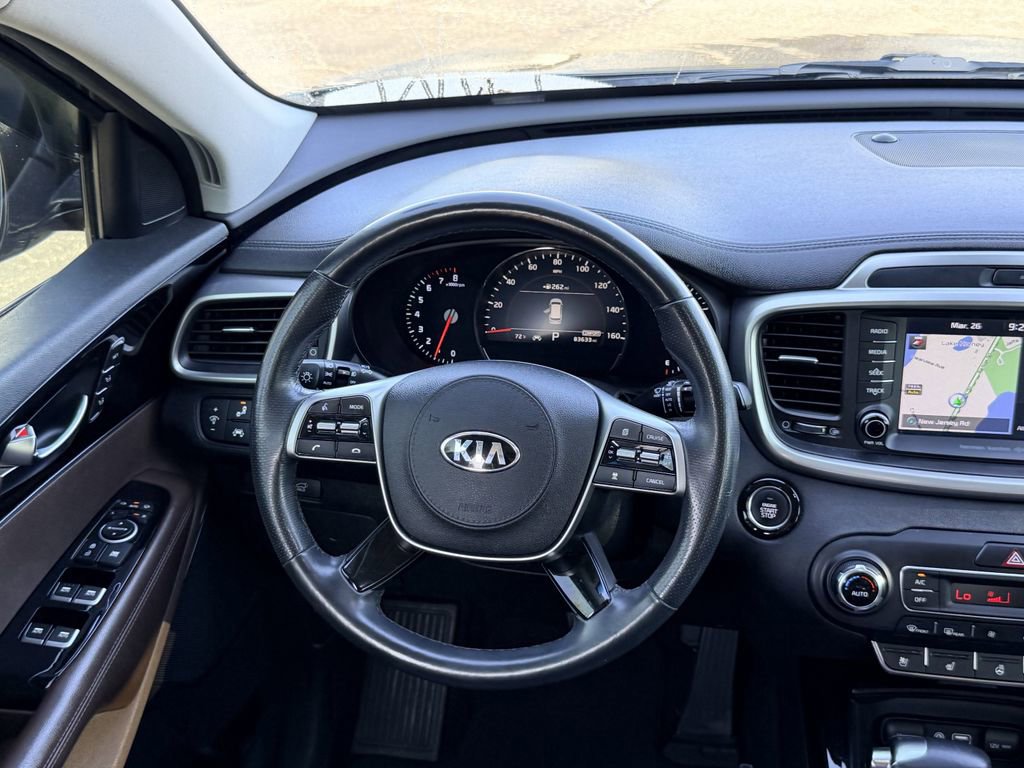 Used 2019 Kia Sorento SX w/ SX Touring Package image 13