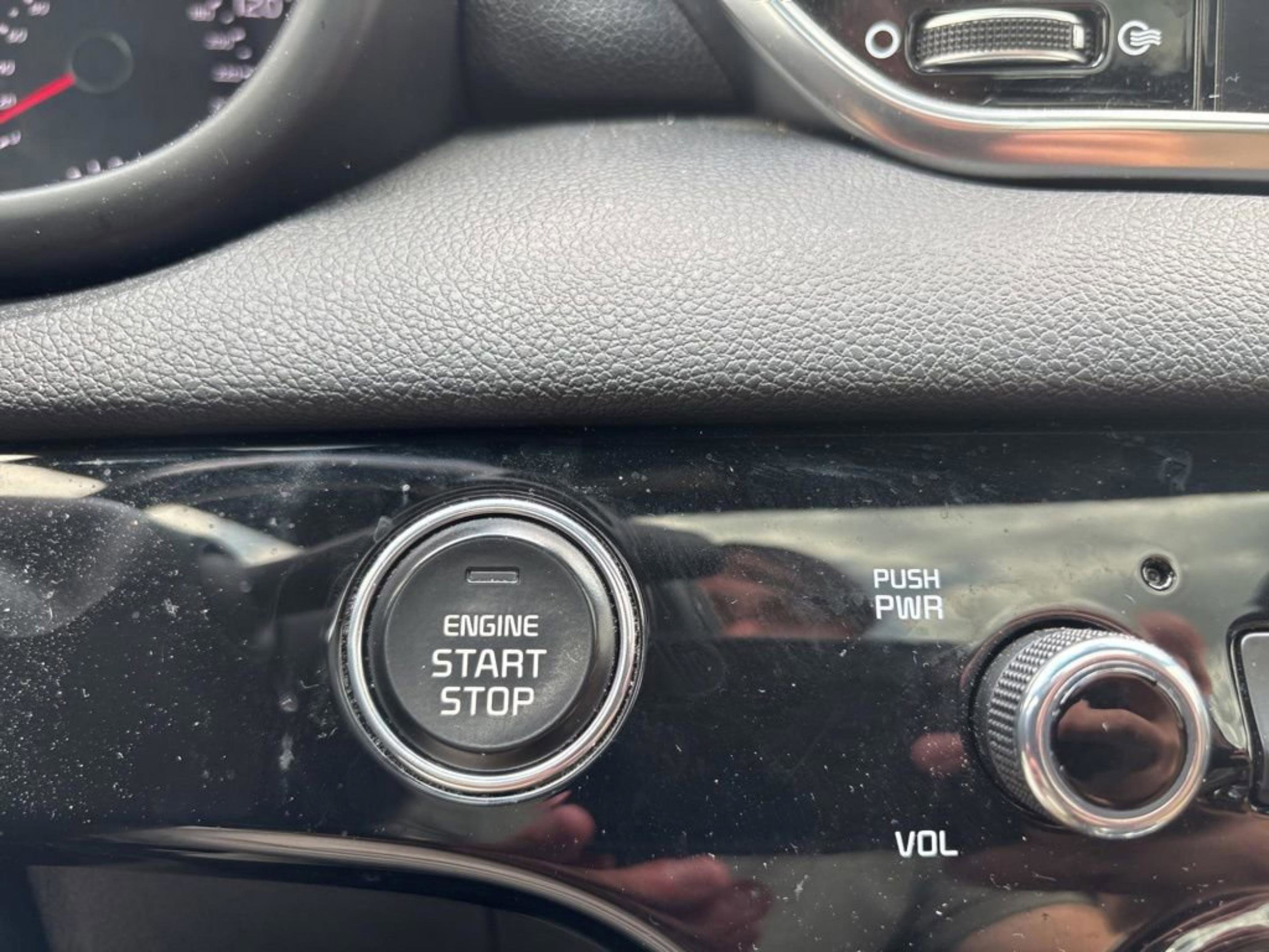 Used 2022 Kia Sportage SX FWD image 18
