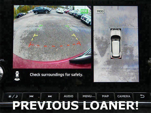 Used 2025 Mitsubishi Outlander SE image 28