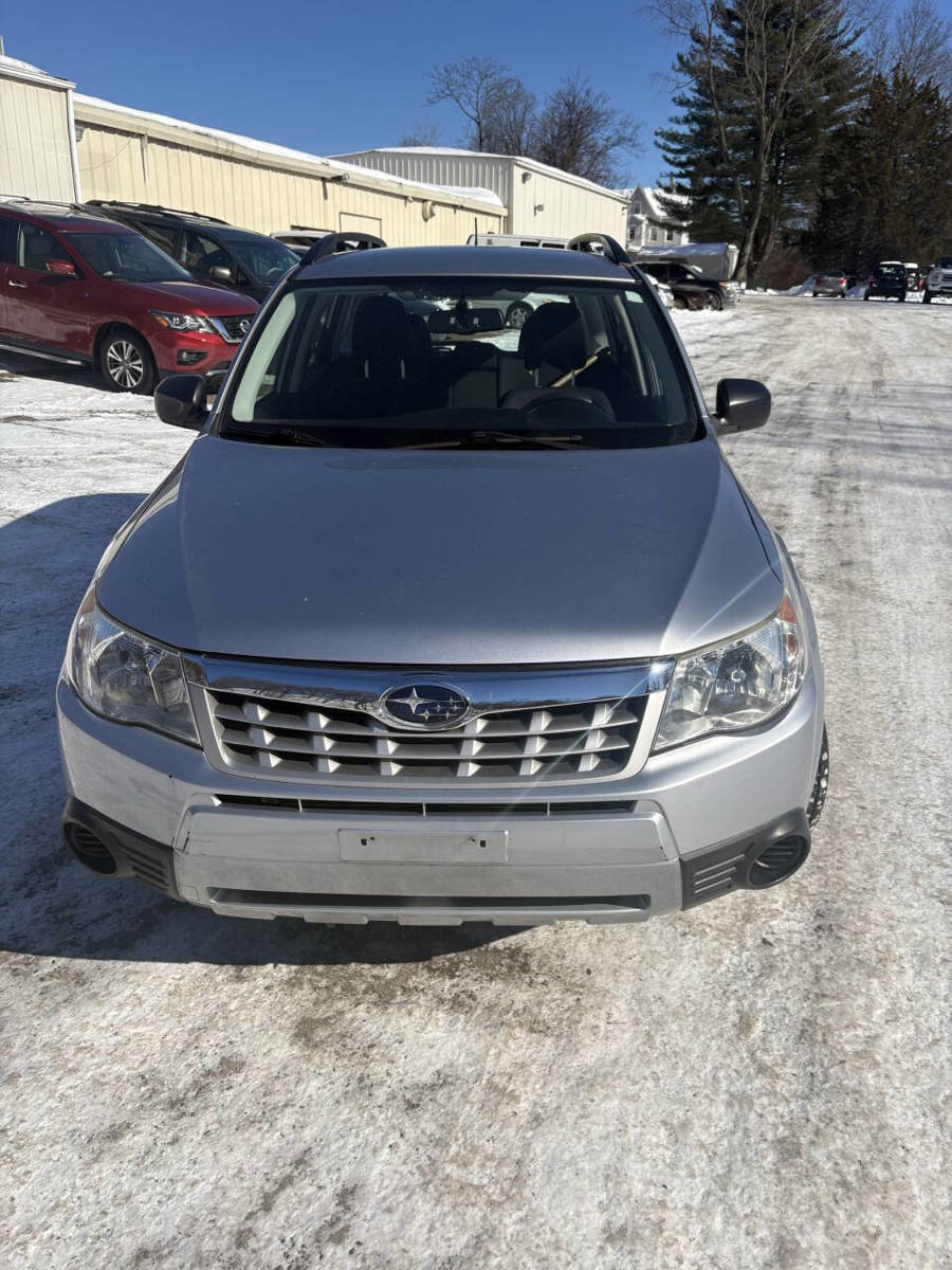 Used 2013 Subaru Forester 2.5X w/ Popular Pkg 3 image 2