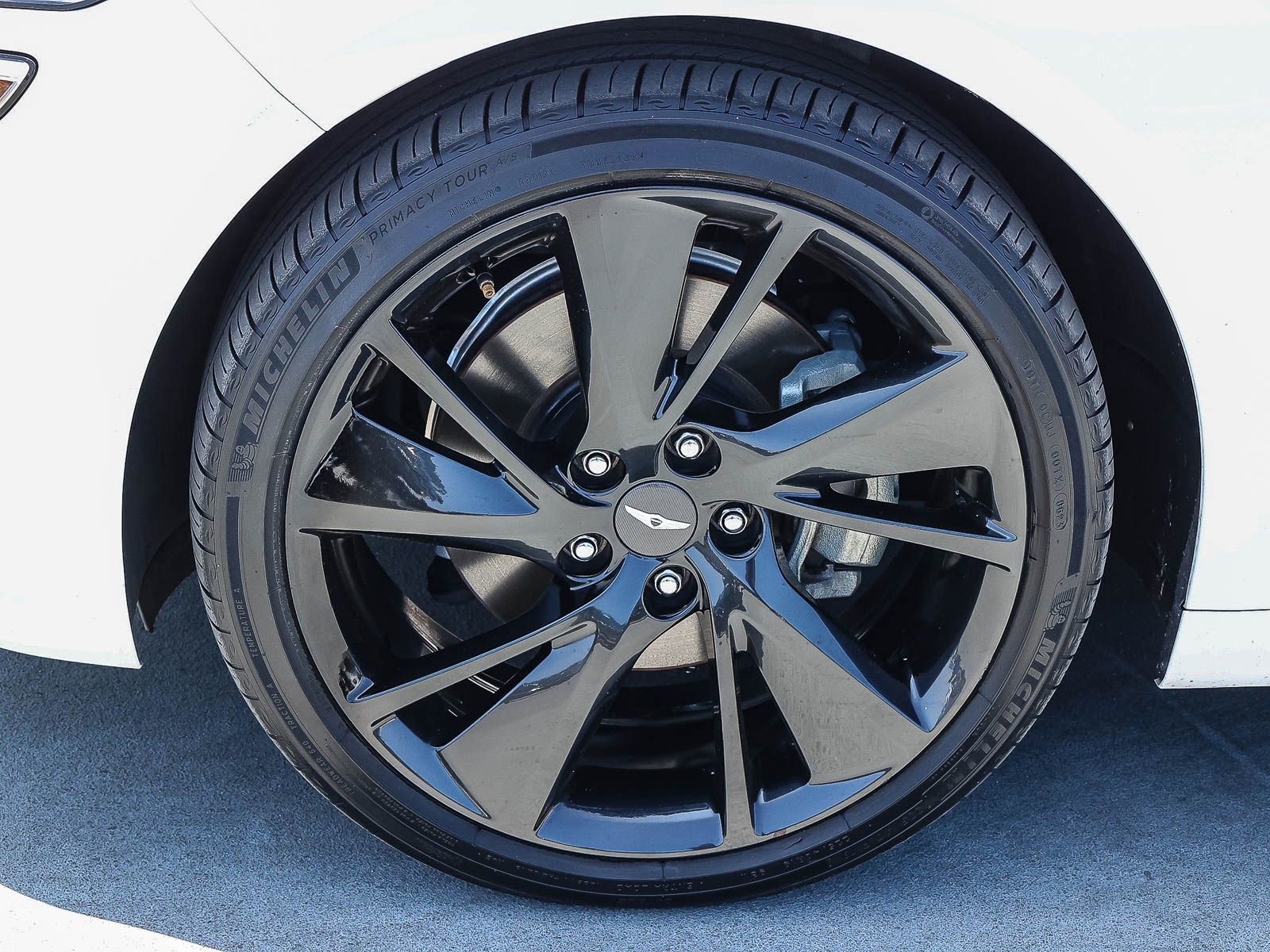 Used 2023 Genesis G70 2.0T w/ Sport Prestige Package AWD/4WD image 9