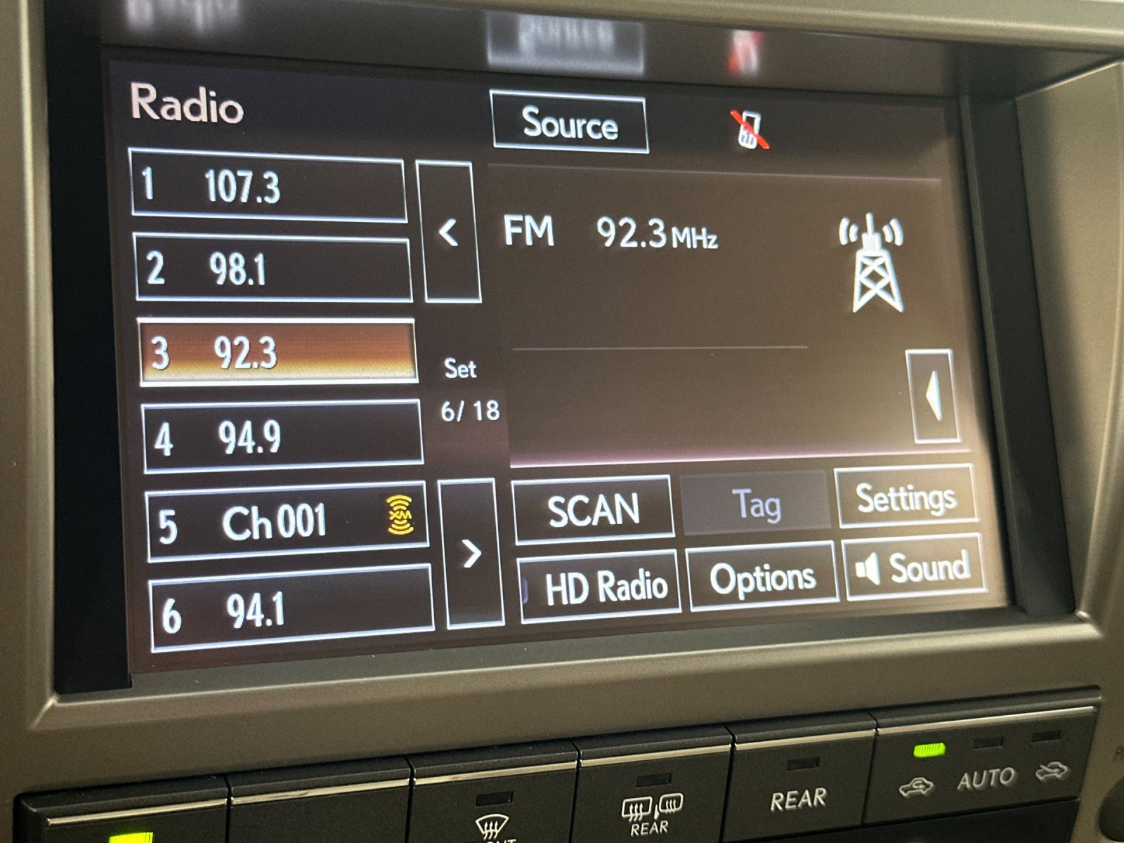 Used 2018 Lexus GX 460 Premium AWD/4WD image 17