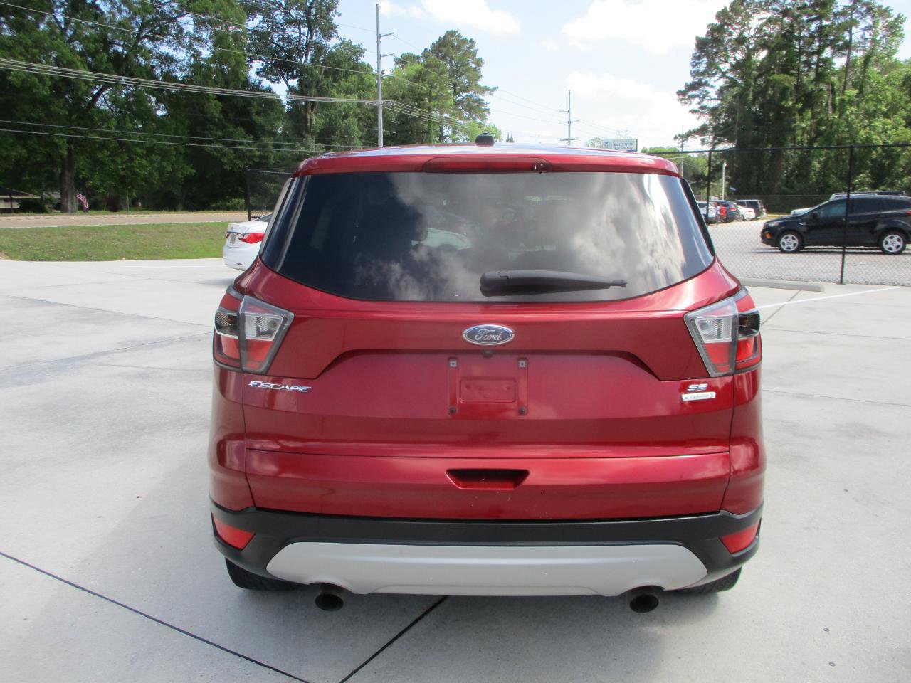 Used 2017 Ford Escape SE FWD image 28