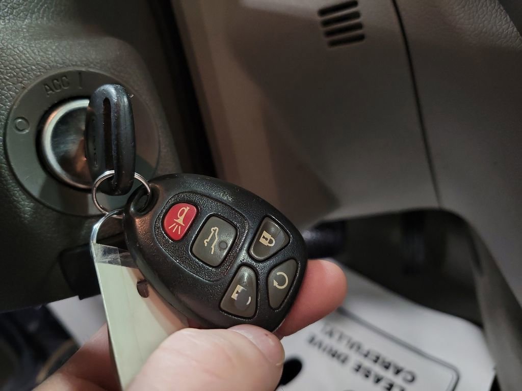 Used 2017 GMC Acadia Limited SLT image 17