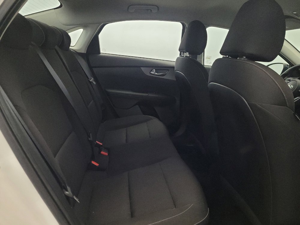 Used 2021 Kia Forte LXS FWD image 19