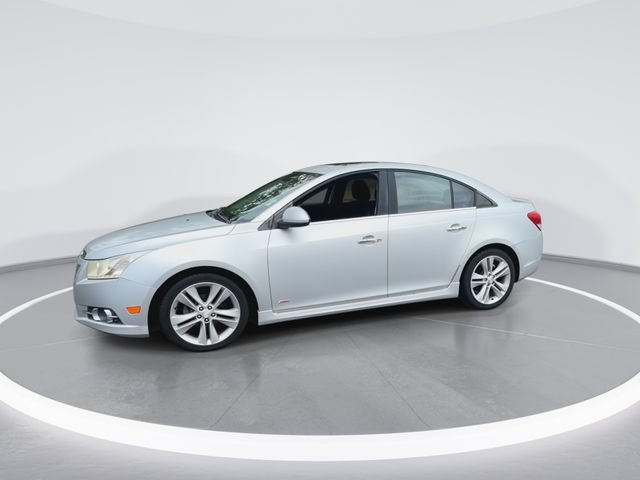 Used 2012 Chevrolet Cruze LTZ w/ RS Package FWD image 6