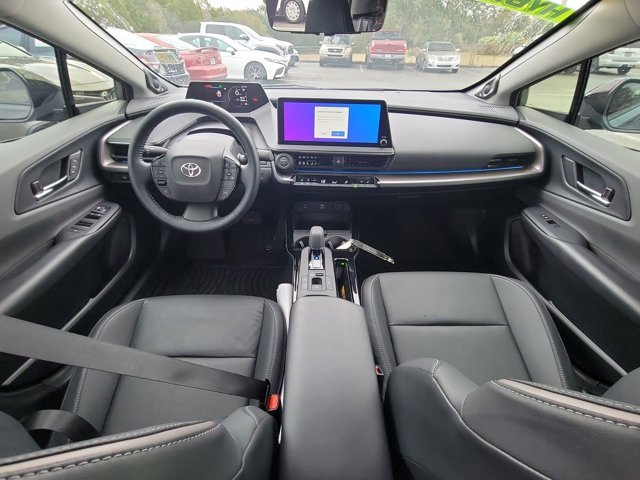 Used 2023 Toyota Prius Limited image 2