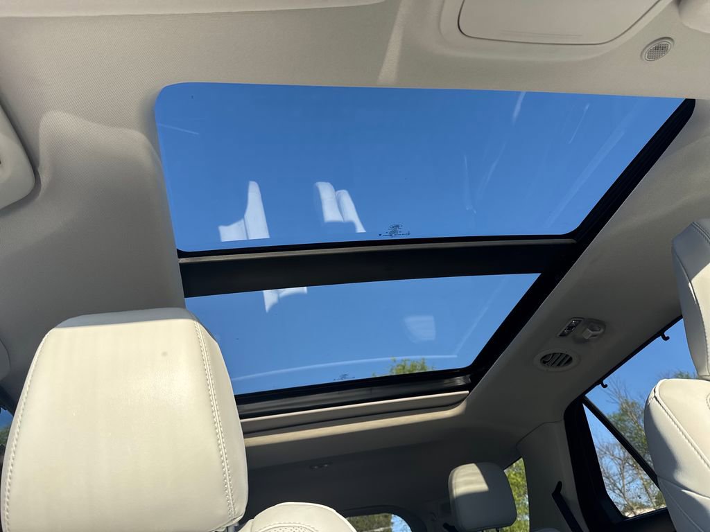 Used 2025 Ford Explorer Platinum w/ LUX Leather Package image 23