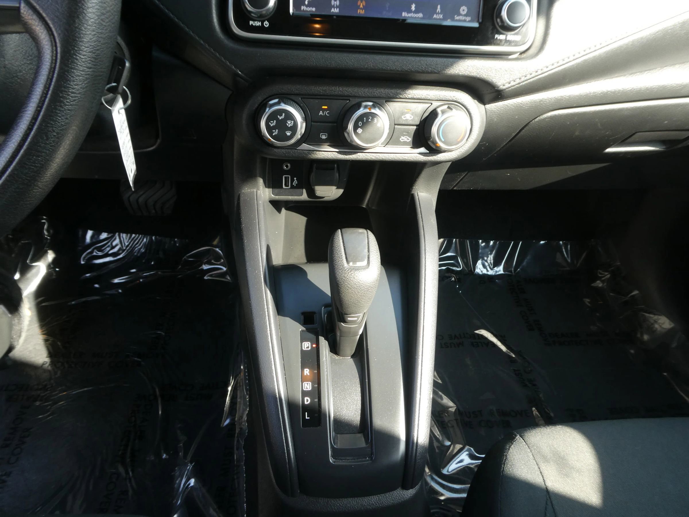 Used 2024 Nissan Versa S w/ S Plus Package image 21