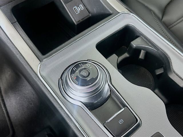 Used 2021 Ford Edge SEL w/ Convenience Package image 16