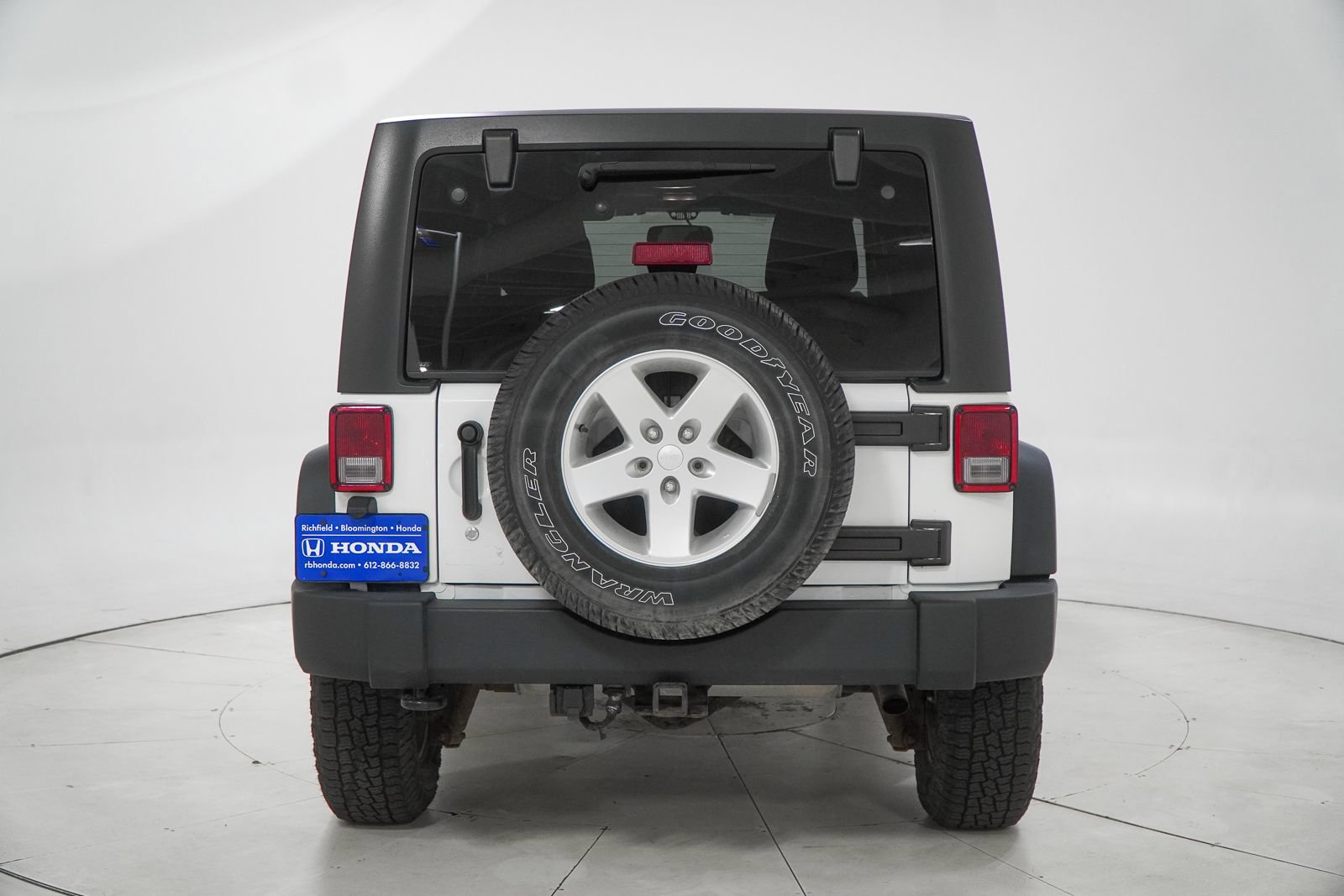 Used 2014 Jeep Wrangler Unlimited Sport w/ Quick Order Package 24S AWD/4WD image 8