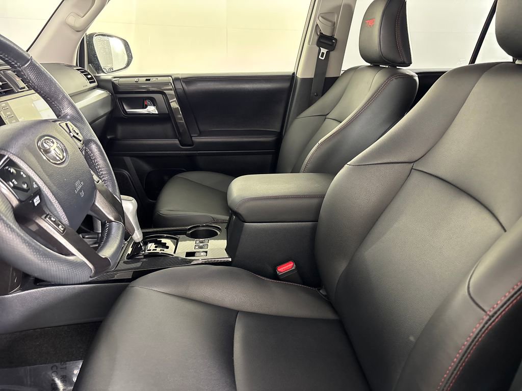 Certified 2024 Toyota 4Runner TRD Off-Road Premium w/ Moonroof Package AWD/4WD image 8