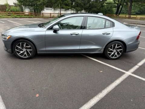 Used 2020 Volvo S60 T6 Momentum AWD/4WD image 3