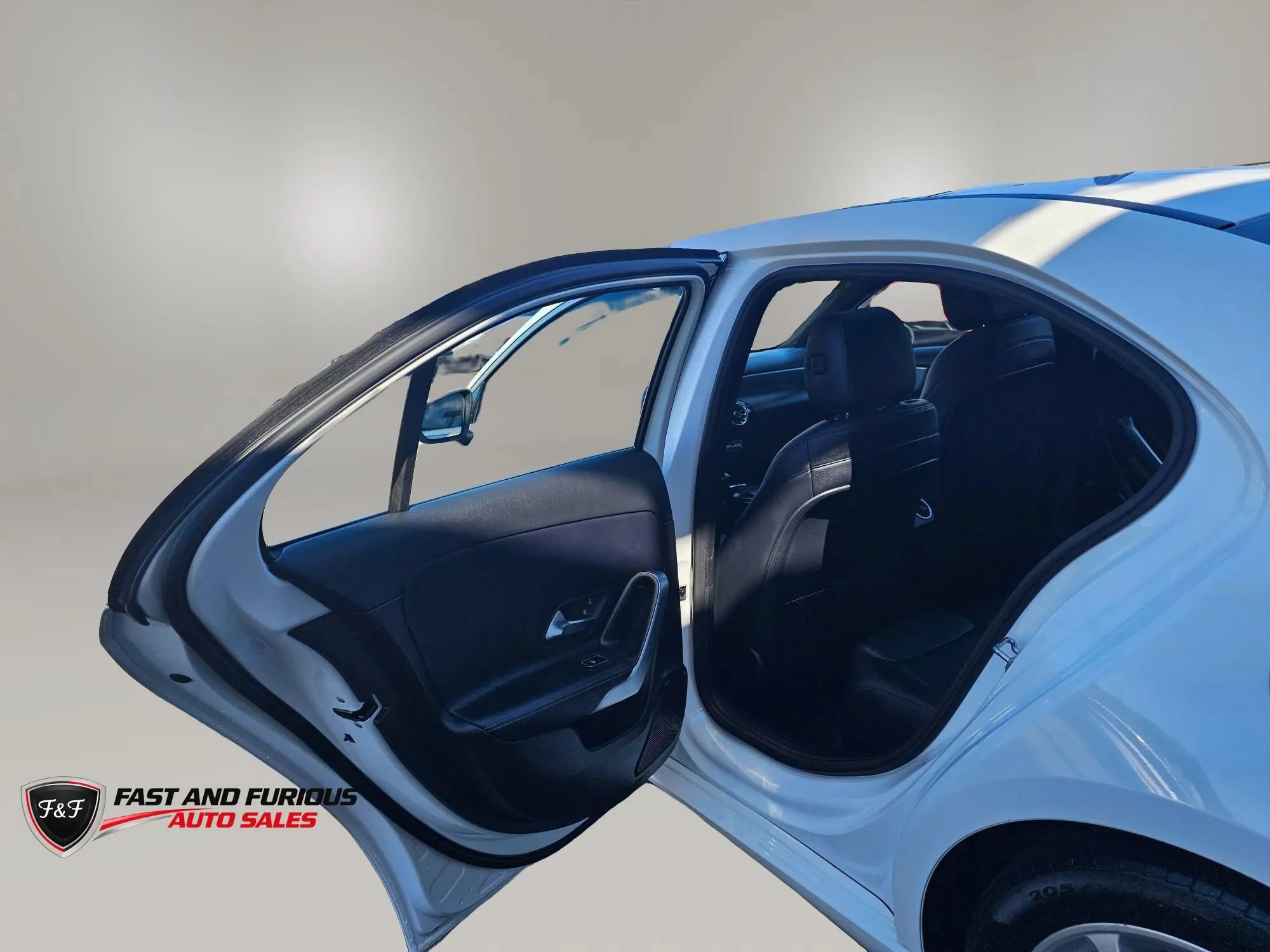 Used 2020 Mercedes-Benz A 220 4MATIC w/ Premium Package image 10