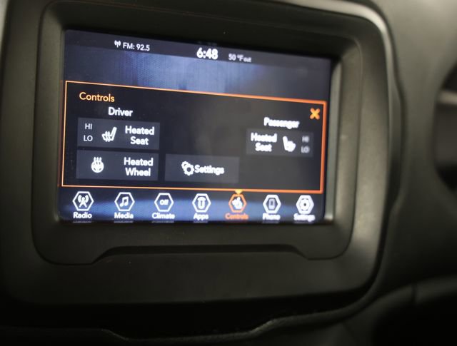 Used 2019 Jeep Renegade Trailhawk image 6