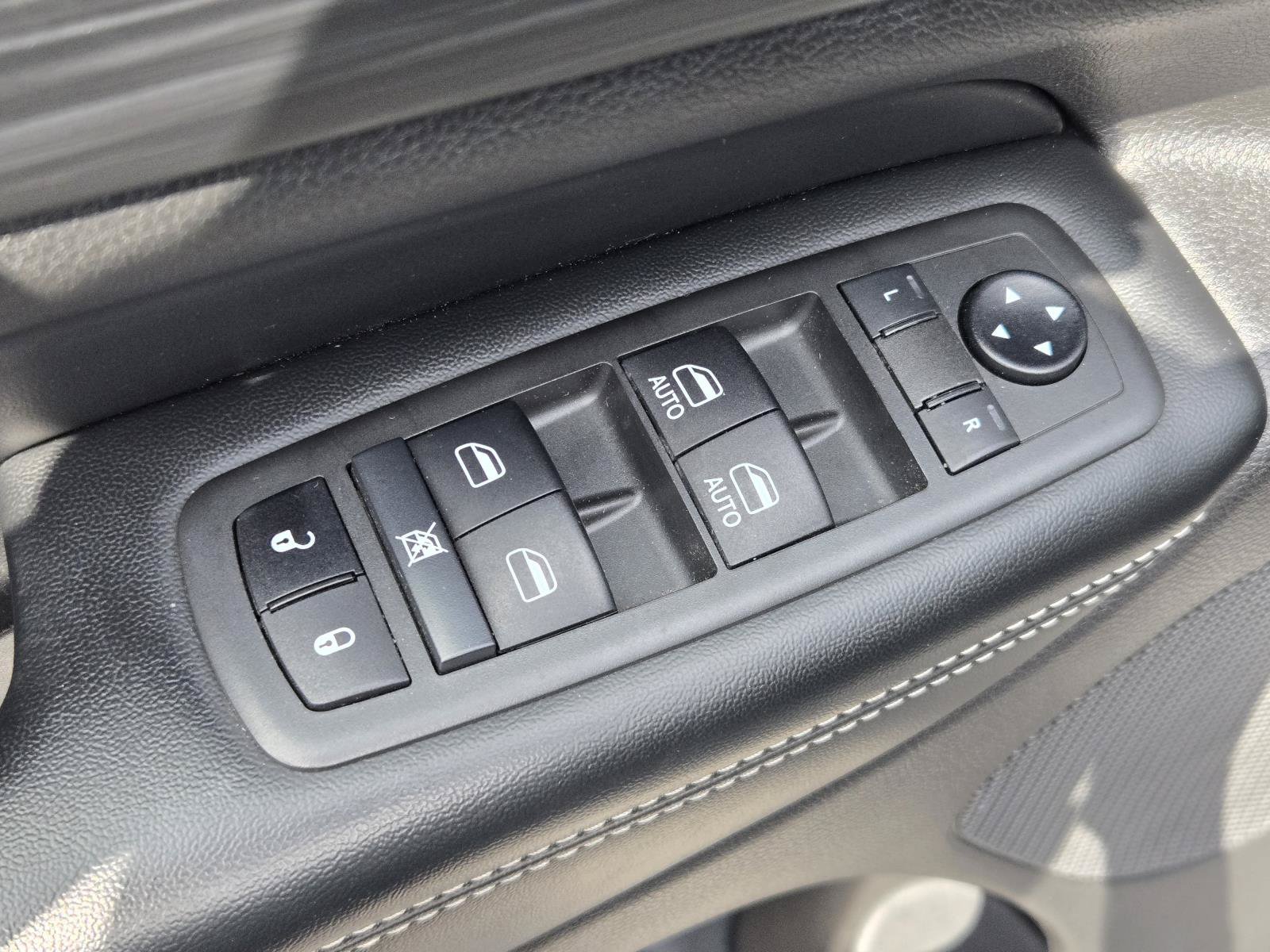 Used 2021 Jeep Grand Cherokee Freedom Edition RWD image 21