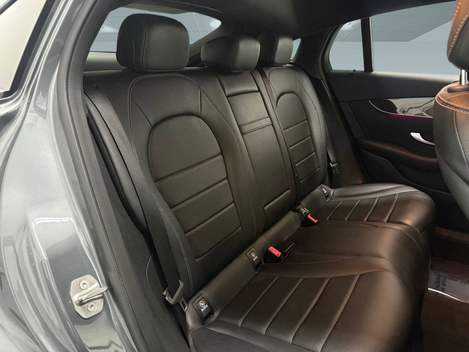 Used 2021 Mercedes-Benz GLC 300 4MATIC Coupe image 24