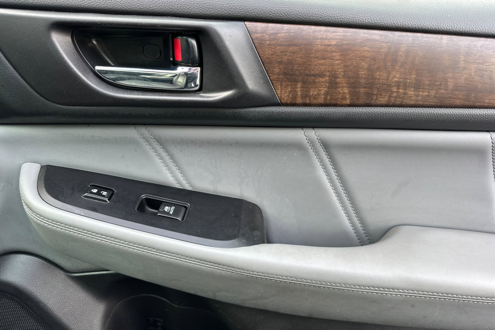 Used 2018 Subaru Outback 2.5i Limited image 20