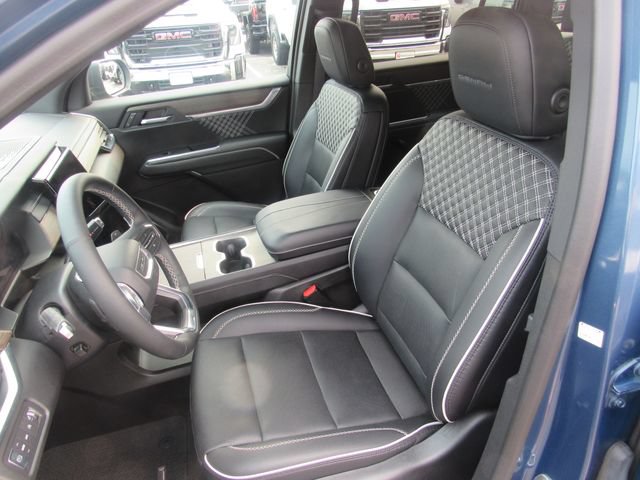 Certified 2025 GMC Acadia Denali w/ LPO, All-Weather Package AWD/4WD image 11