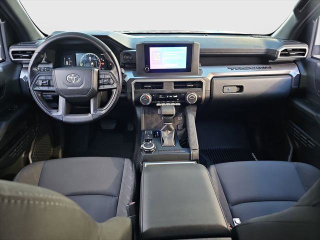 Certified 2025 Toyota Tacoma SR5 image 18