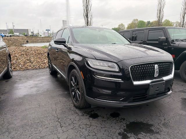 Used 2021 Lincoln Nautilus Reserve w/ Monochromatic Package AWD/4WD image 3