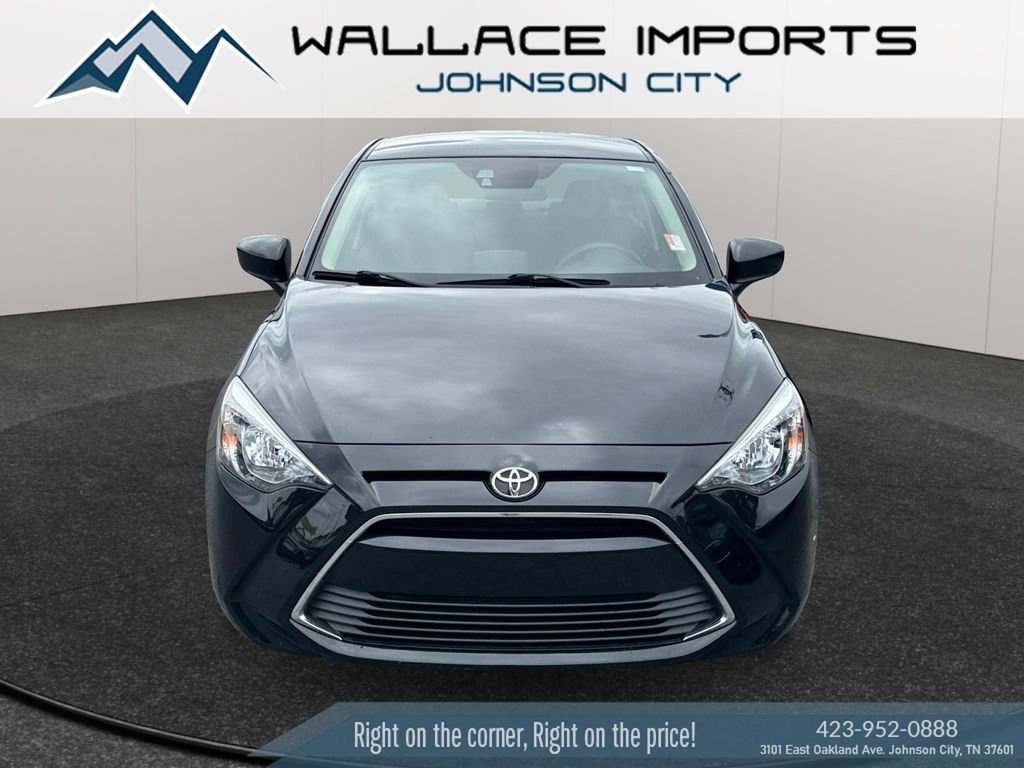 Used 2017 Toyota Yaris iA FWD image 8