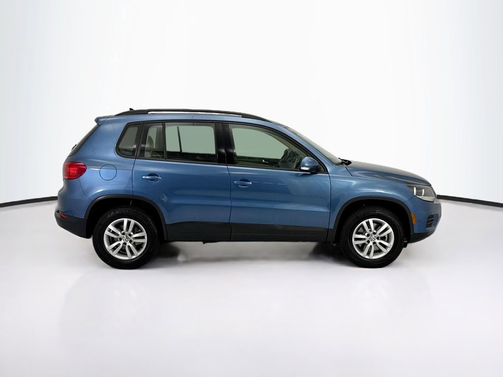 Used 2017 Volkswagen Tiguan S FWD image 4
