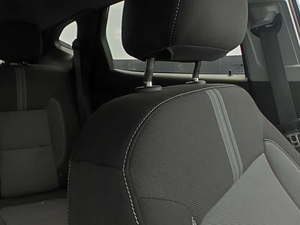 Used 2025 Chevrolet Blazer LT FWD image 11