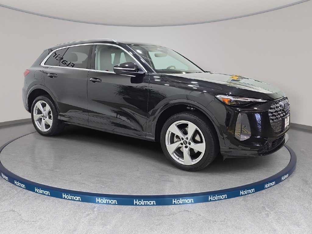 Used 2025 Audi Q5 Premium w/ Premium Plus AWD/4WD image 5