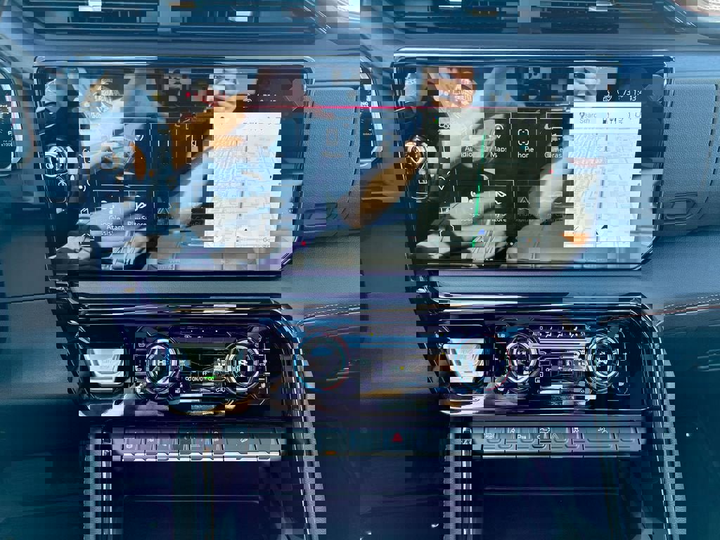 New 2026 GMC Sierra 3500 AT4 image 35