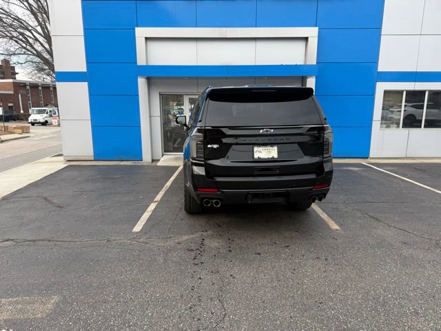 Used 2025 Chevrolet Suburban Z71 w/ Comfort Package image 6