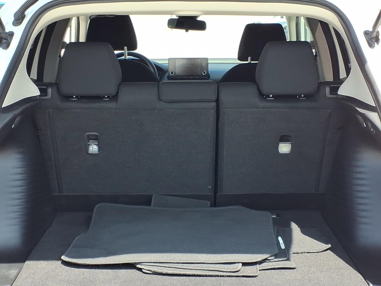 Used 2023 Honda HR-V LX image 6