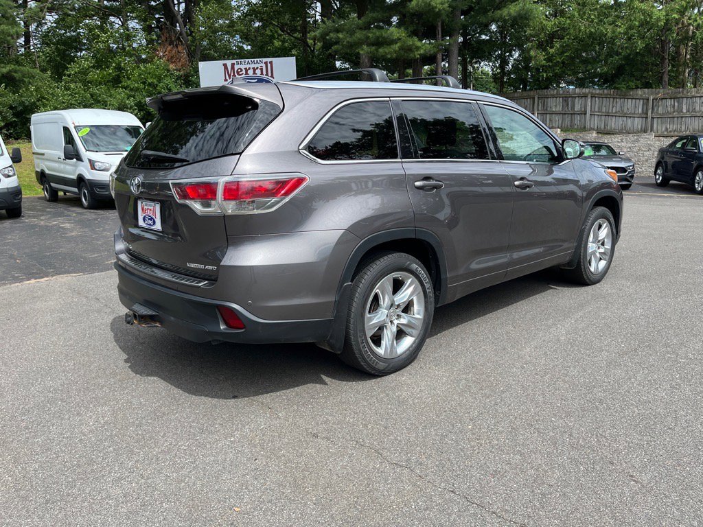 Used 2015 Toyota Highlander Limited image 6