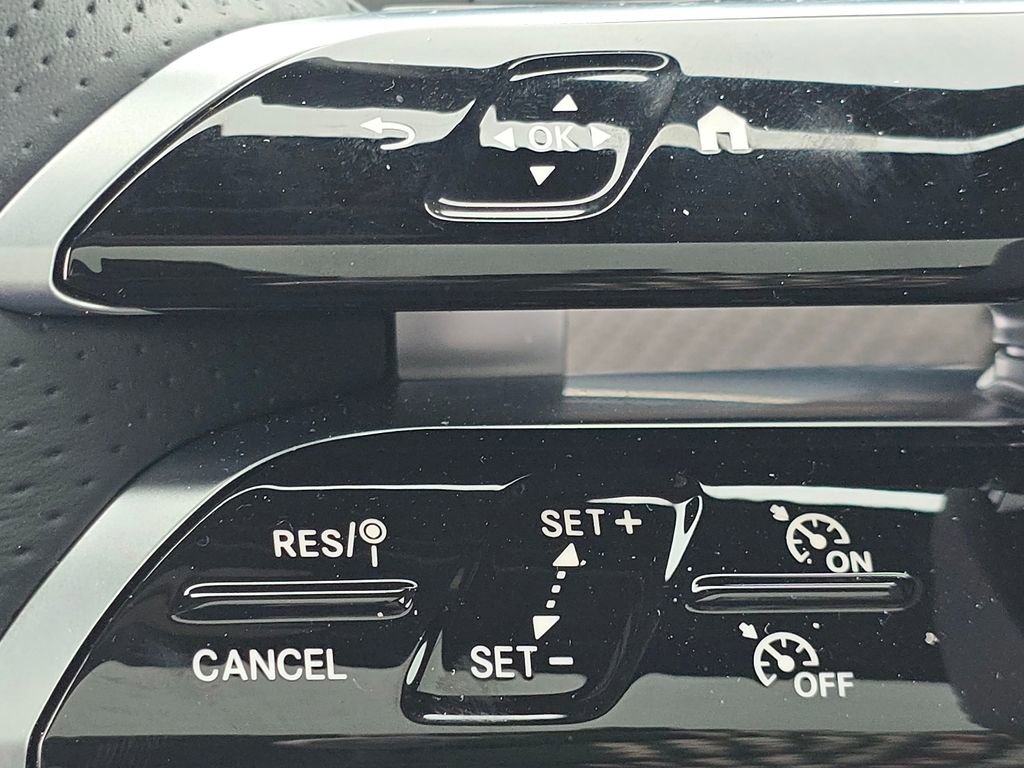 Certified 2025 Mercedes-Benz GLE 53 AMG 4MATIC Coupe image 36