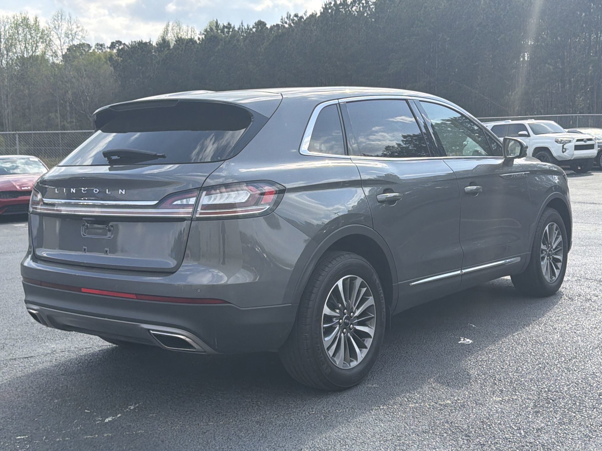 Used 2023 Lincoln Nautilus AWD w/ Premium Package image 5