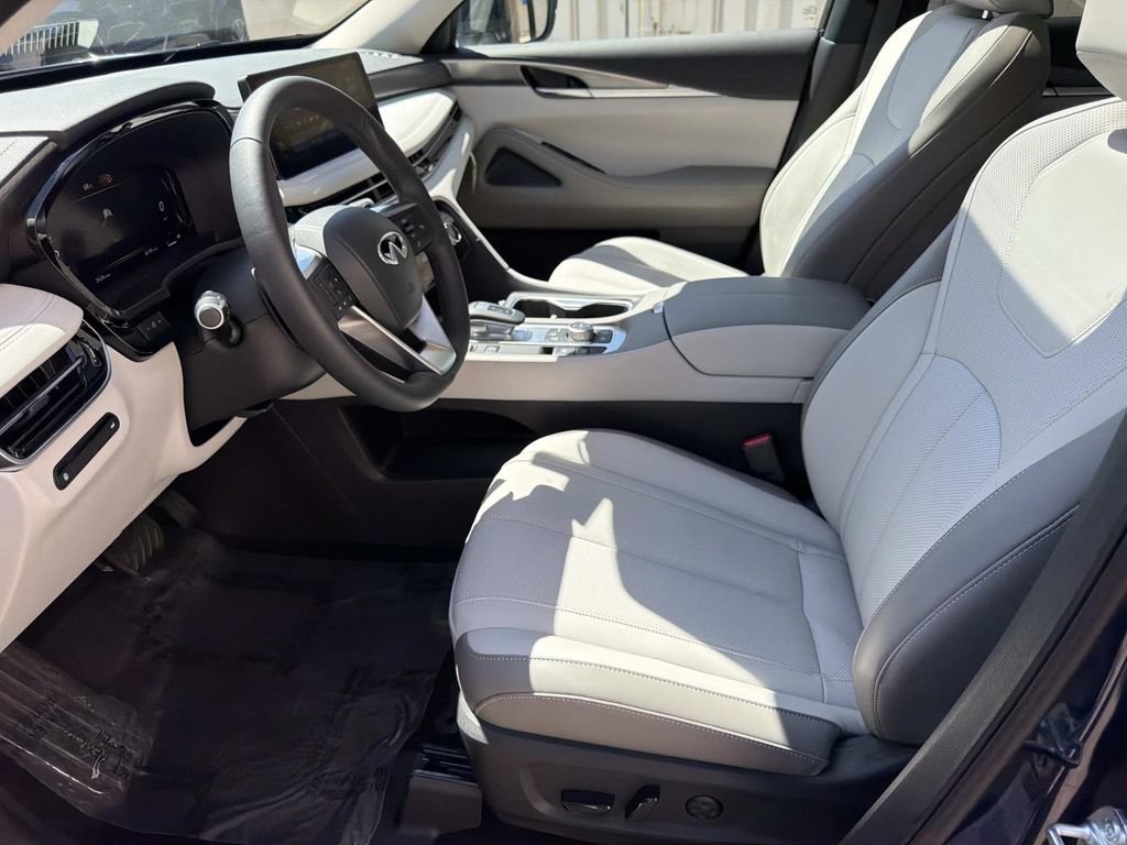 Certified 2026 INFINITI QX60 Pure w/ Cargo Package FWD image 17