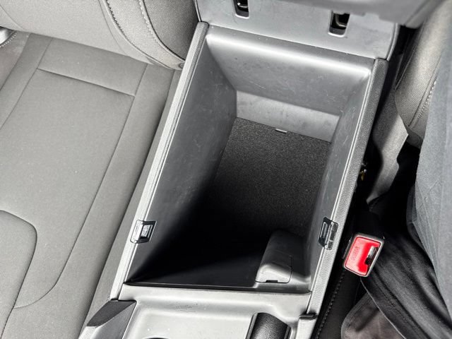 Used 2025 Hyundai Elantra Sport FWD image 25