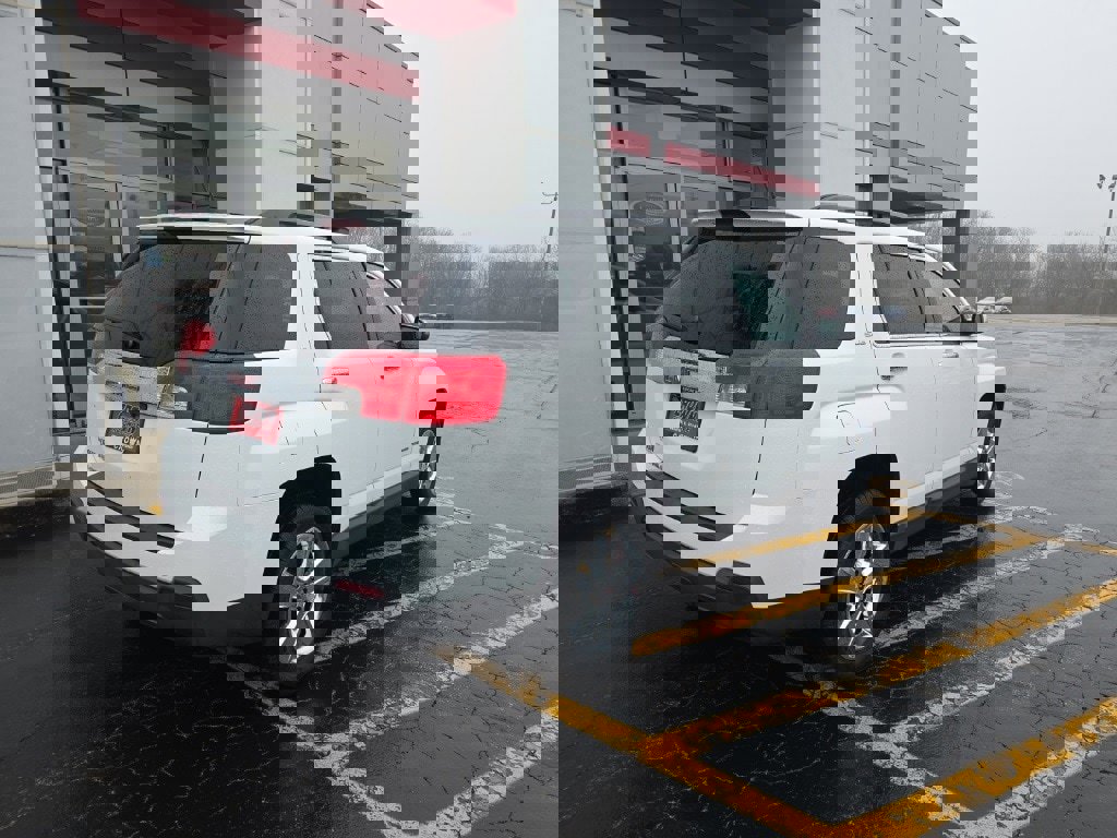 Used 2015 GMC Terrain SLE w/ Chrome Edition image 3