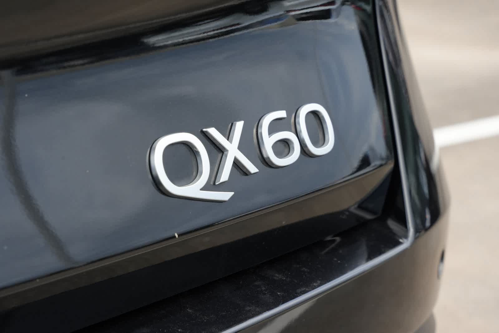 Certified 2027 INFINITI QX60 Luxe w/ Cargo Package FWD image 19
