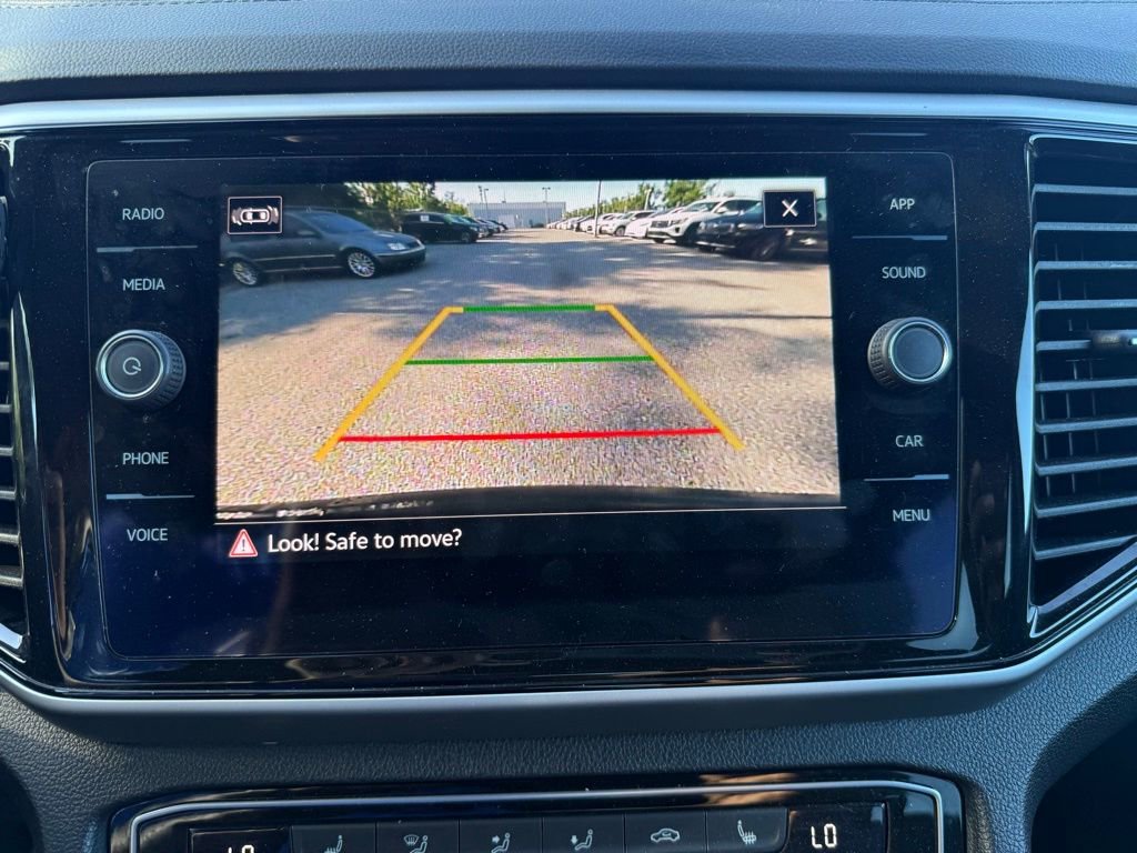 Used 2022 Volkswagen Atlas Cross Sport SE image 26