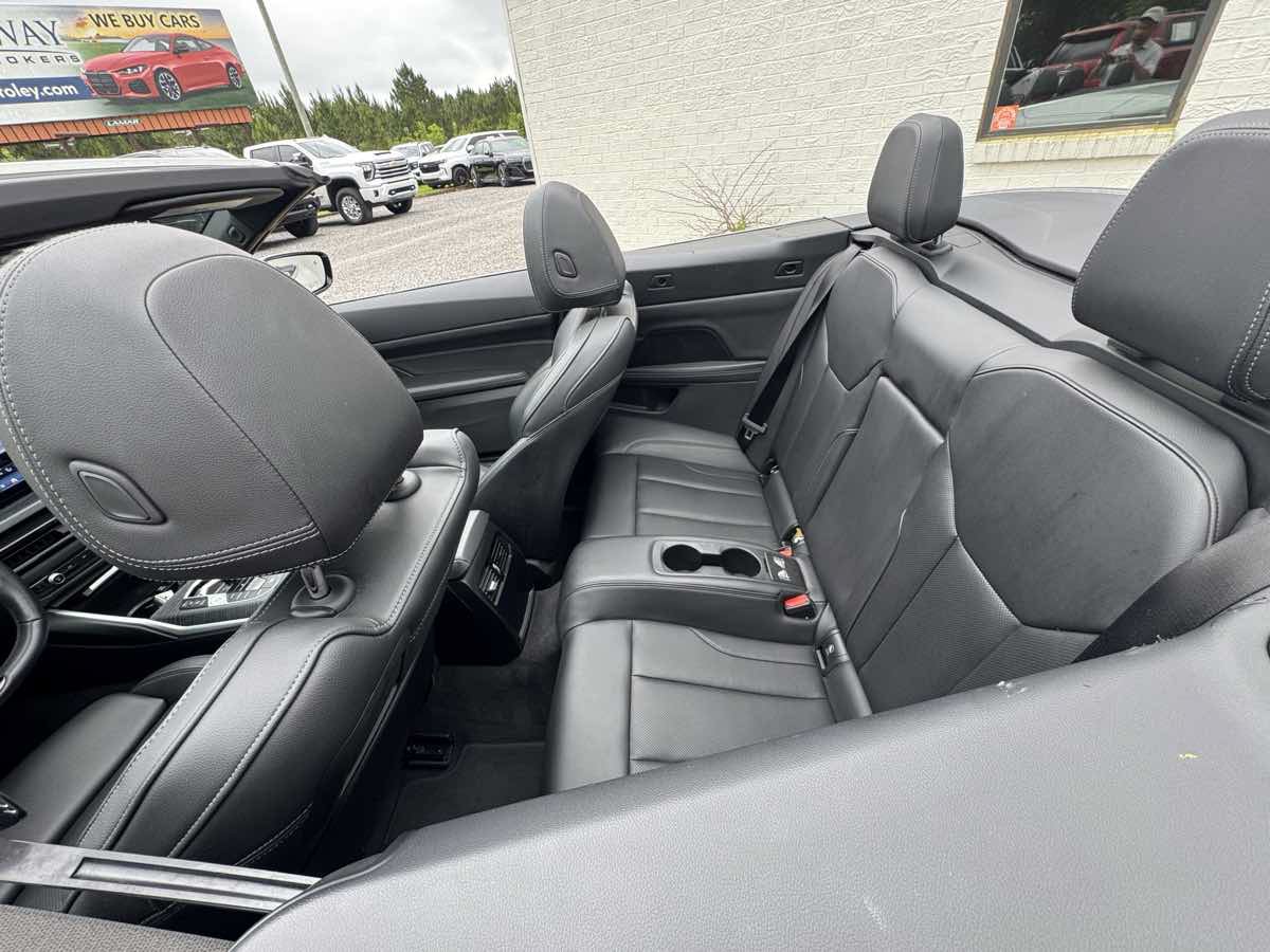 Used 2025 BMW 430i Convertible RWD image 10