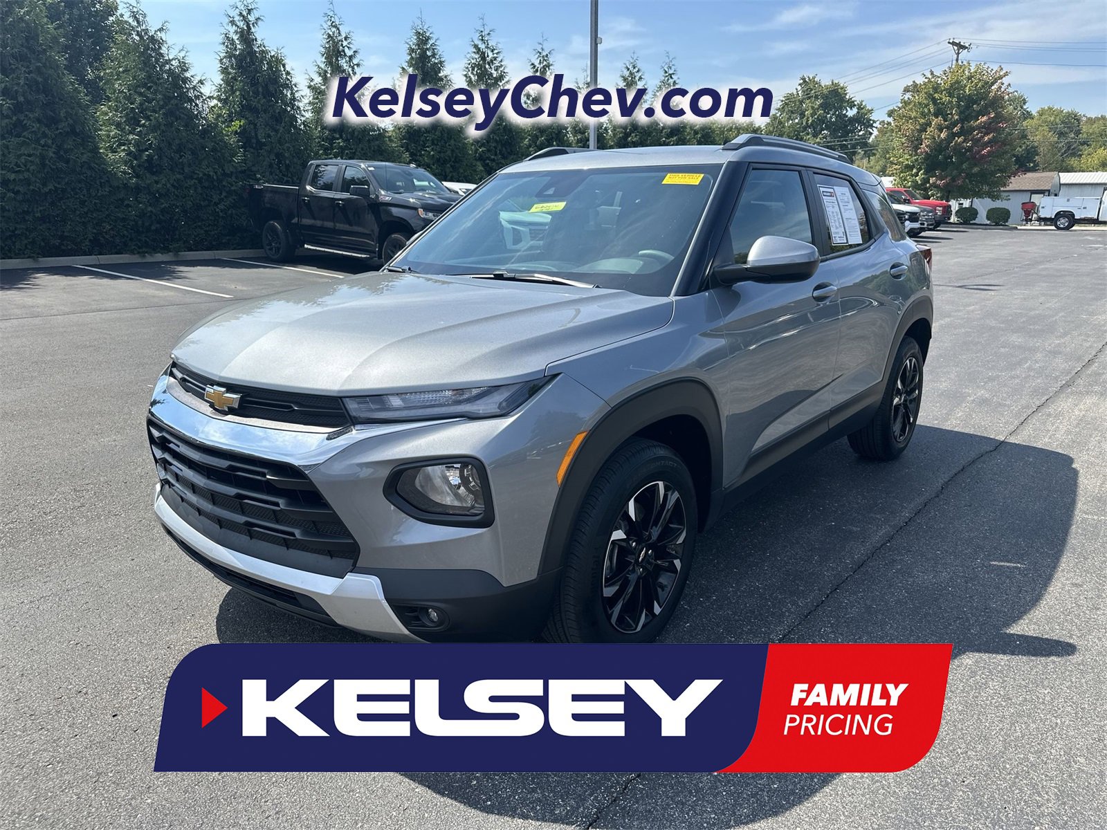 Used 2023 Chevrolet TrailBlazer LT w/ Convenience Package image 1