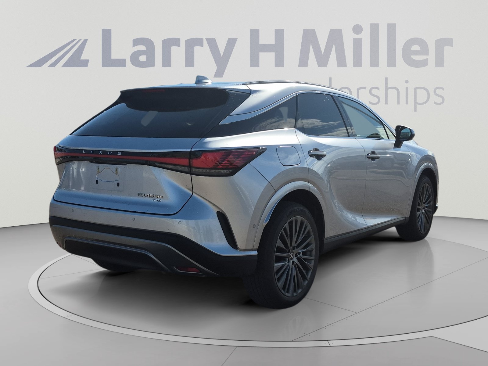 Used 2026 Lexus RX 450h AWD w/ Convenience Package image 5