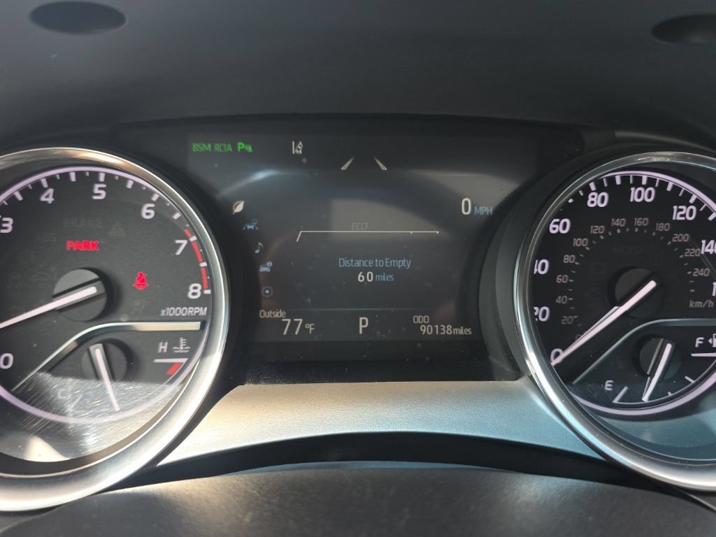 Certified 2018 Toyota Camry XLE w/ Audio Package FWD image 28