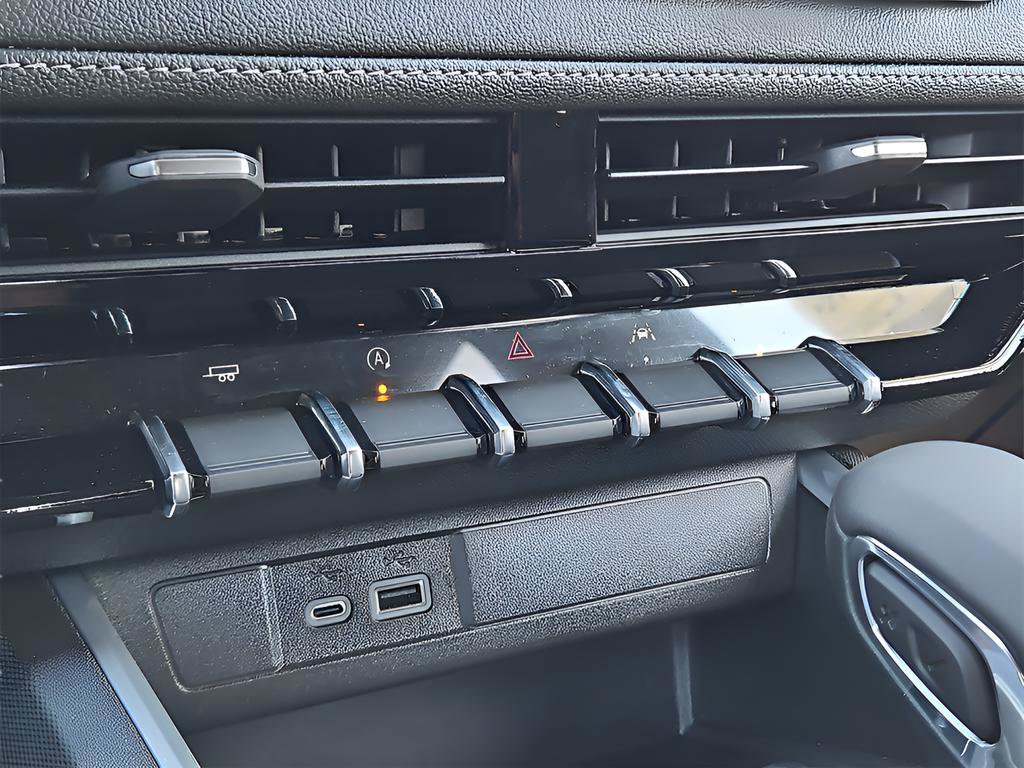 New 2026 Chevrolet Colorado LT image 11