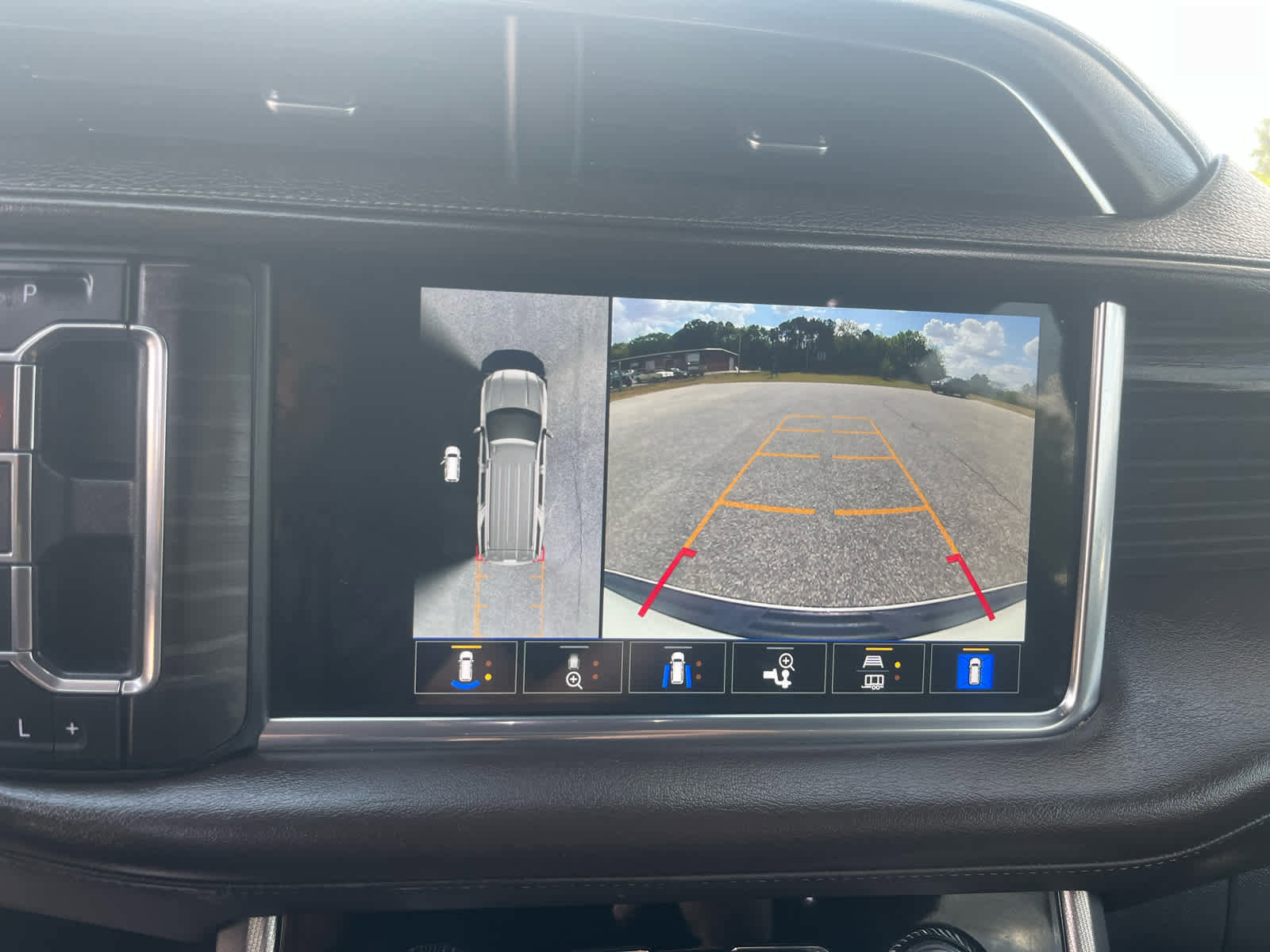 Used 2023 GMC Yukon Denali w/ Max Trailering Package image 20