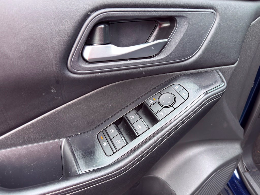Used 2024 Nissan Rogue SV AWD/4WD image 24
