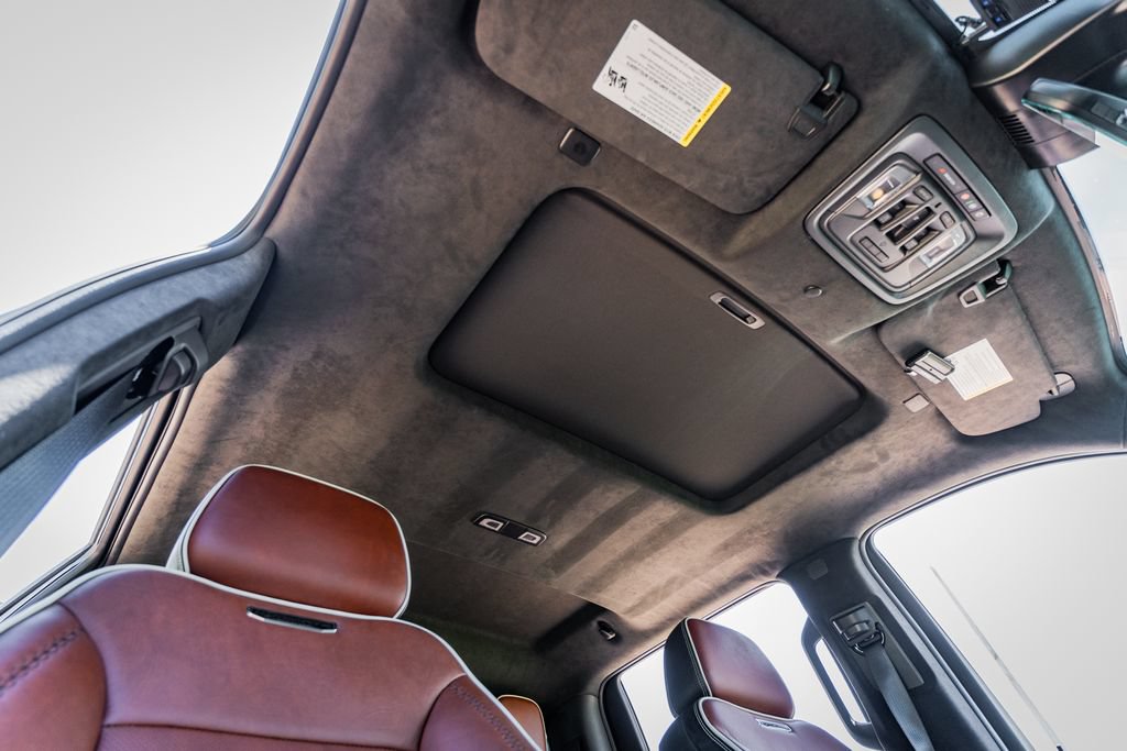 Used 2024 GMC Sierra 3500 Denali Ultimate AWD/4WD image 45