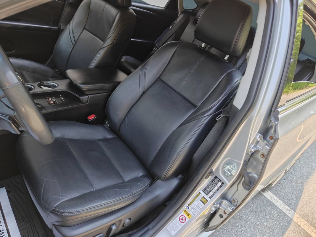 Used 2015 Toyota Avalon XLE Touring FWD image 11