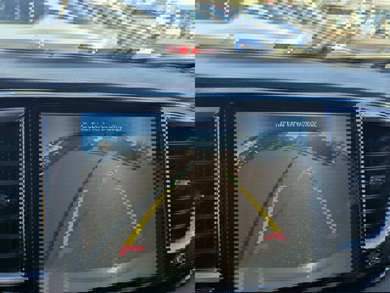 Used 2023 Chrysler Pacifica Touring-L FWD image 20